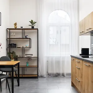 Stay2gether Buzz - O2 Arena - Sleeps 6 Praha