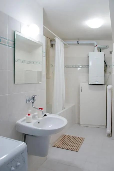 Dlouha Apartment 2Bd Praha 0*,  Česká republika